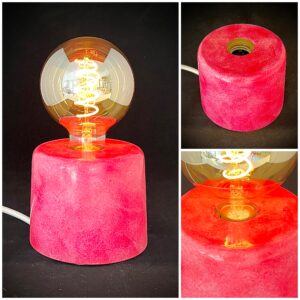 Pysslingen bordslampa i betong, design blank, Rosa Grännaberry vitlasyr