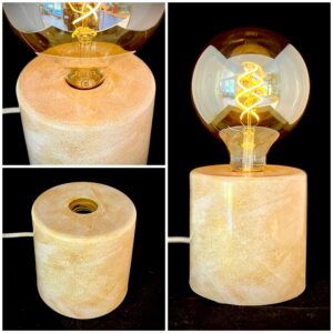 Godingen bordslampa i betong, design blank, Champagne vitlasyr